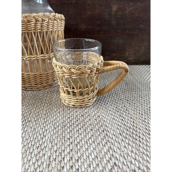 Vintage Wicker Set Picture And Glasses - Picture 3 of 8